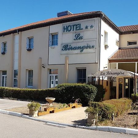 Hotel La Berangere Перуж Экстерьер фото